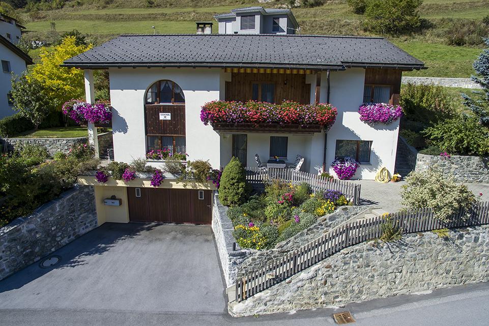 Chasa Plajet Apartment Ramosch Exterior photo