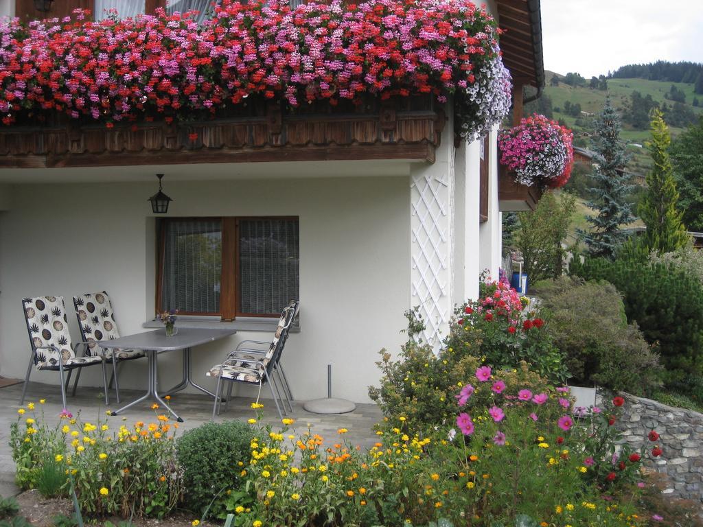 Chasa Plajet Apartment Ramosch Exterior photo